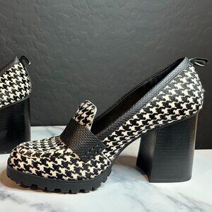 Crown Vintage houndstooth heeled shoe